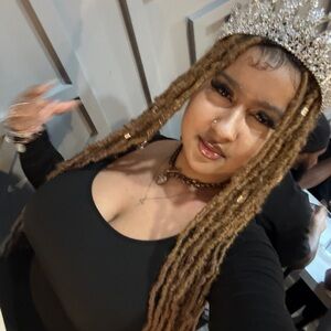 Meet your Posher, Jada